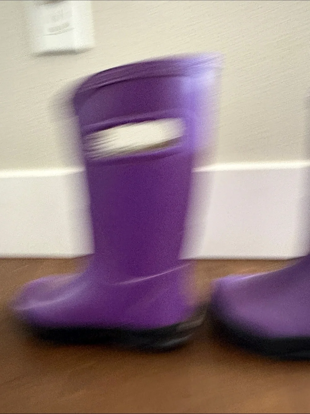 Bogs bright purple